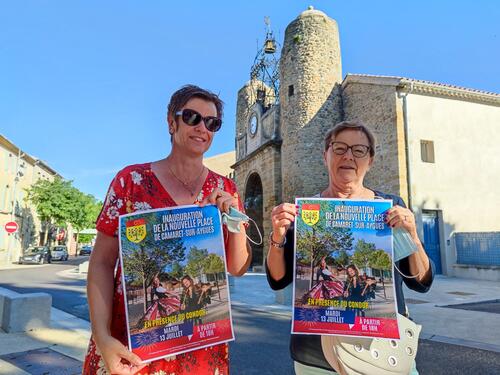 Inauguration de la Place des Félibres : distribution des affiches et des flyers par vos élus municipaux