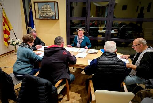 La commission de contrôle des listes électorales s'est réunie ce lundi soir dans la salle des mariages de l'hôtel de Ville de Camaret-sur-Aygues