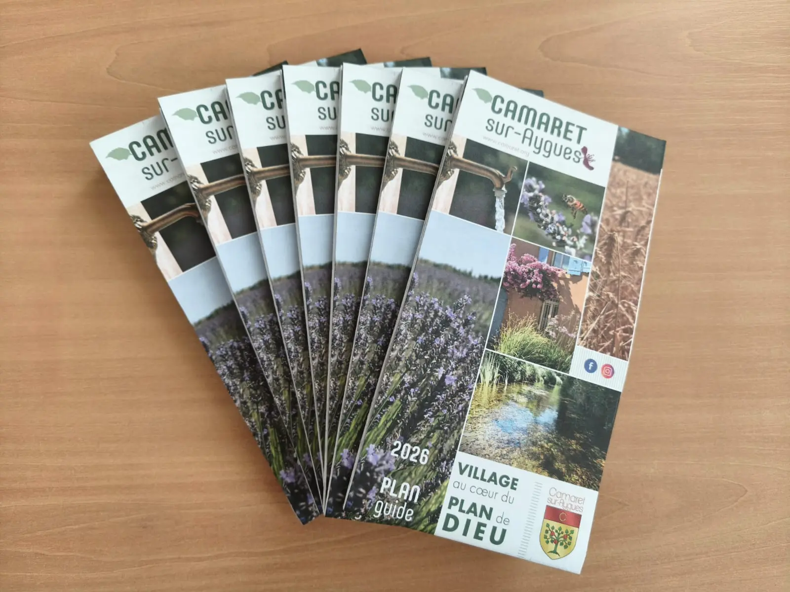 Le nouveau plan de la Ville de Camaret-sur-Aygues est arrivé en mairie !